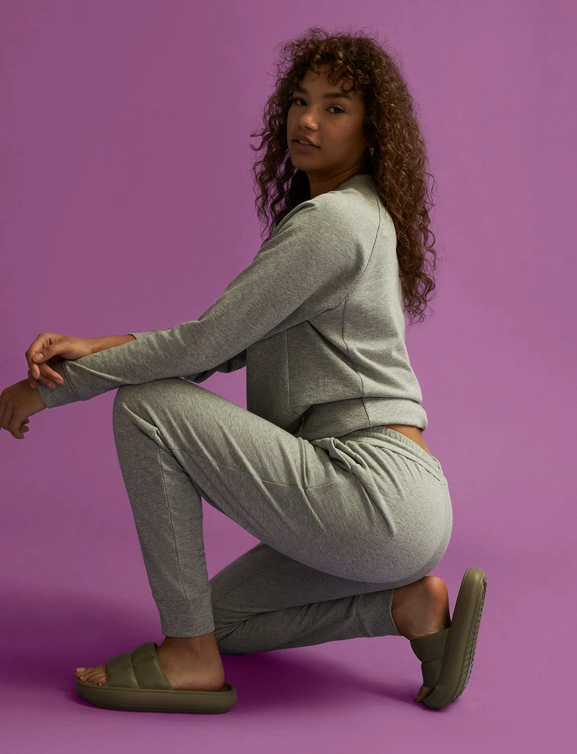 ThirdLove Sleep & Lounge Weekend Terry Sweatshirt 5 ThirdLove Sleep & Lounge Weekend Terry Sweatshirt