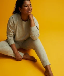 ThirdLove Sleep & Lounge Weekend Terry Sweatshirt 19 ThirdLove Sleep & Lounge Weekend Terry Sweatshirt