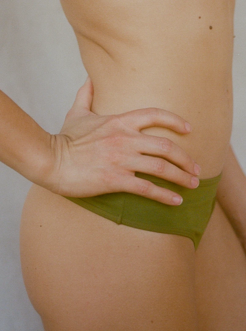 Kit Undergarments Organic Cotton Low-Rise Thong 3 Kit Undergarments Organic Cotton Low-Rise Thong