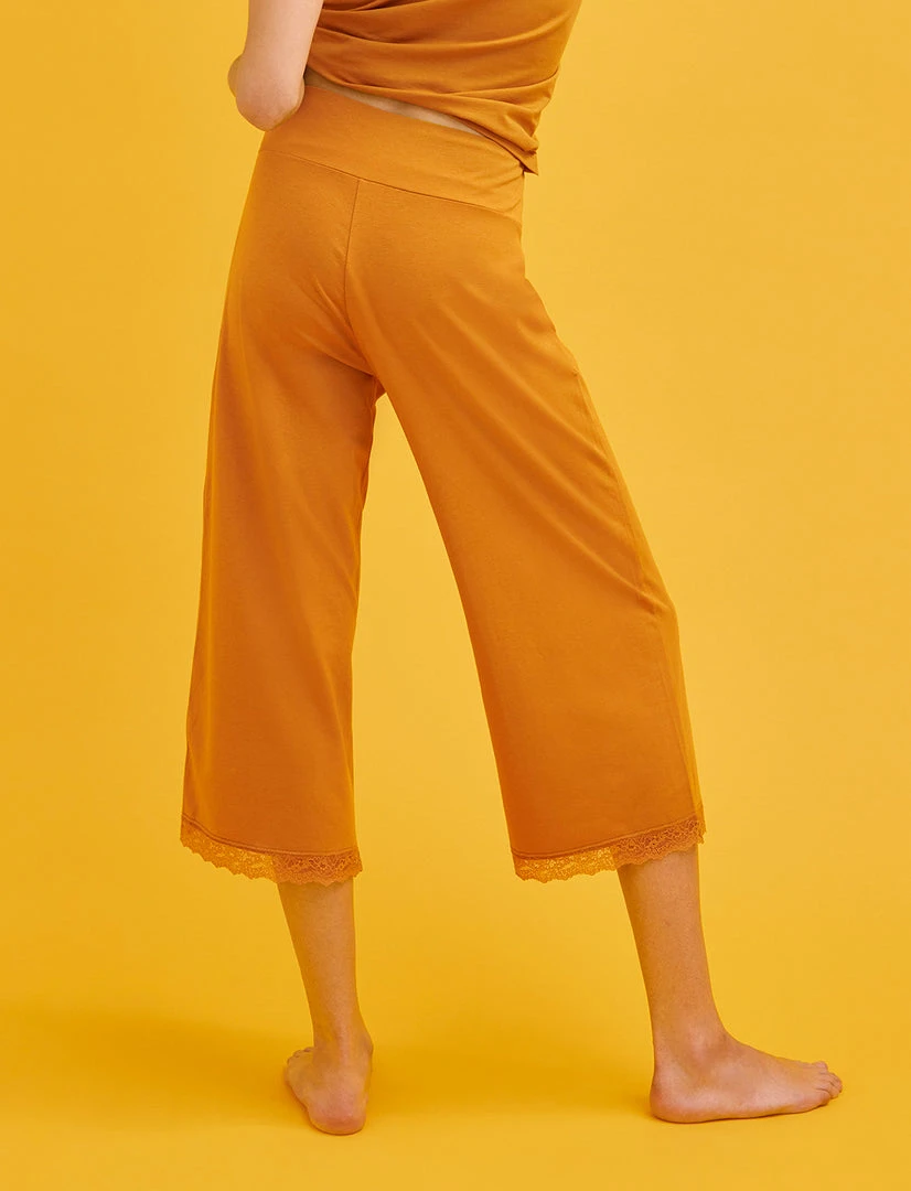 ThirdLove Sleep & Lounge WonderKnit™ Cropped Pant 4 ThirdLove Sleep & Lounge WonderKnit™ Cropped Pant