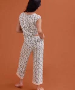 ThirdLove WonderKnit™ Cropped Pant 16 ThirdLove WonderKnit™ Cropped Pant